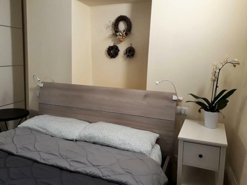 Quiet And Charming In The Centre With Air Conditioned Apartment