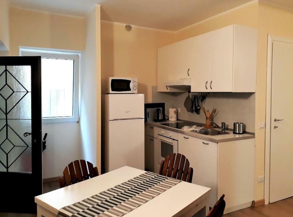 Quiet And Charming In The Centre With Air Conditioned Como
